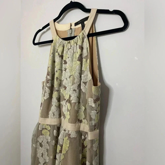 BCBG MaxAzria - 'Cailyn' Dress - Floral/Lace patterned Dress - Size 6 - Picture 6 of 11